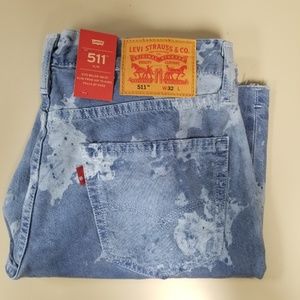 BNWT Men's sz 32 Levi's jean shorts